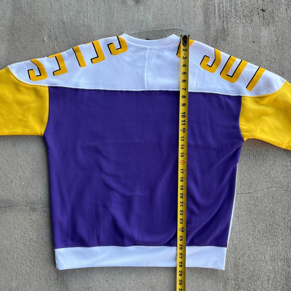 Los Angeles Lakers NBA Mens Crewneck Sweatshirt‎ Size L Purple White Yellow NWOT - Picture 5 of 7